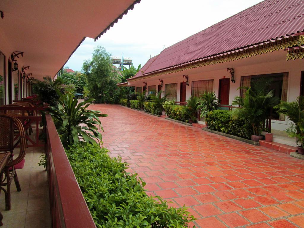 Reaksmey Meanrith Guesthouse And Residence Sihanoukville Dış mekan fotoğraf